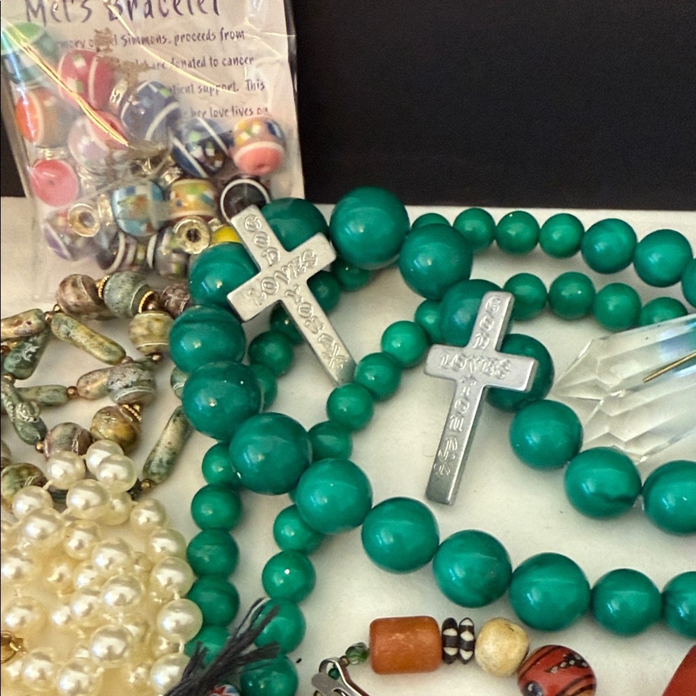 Craft Jewelry Bundle Chain Beads Stones Crystals Faux Pearls Vintage - Picture 4 of 10